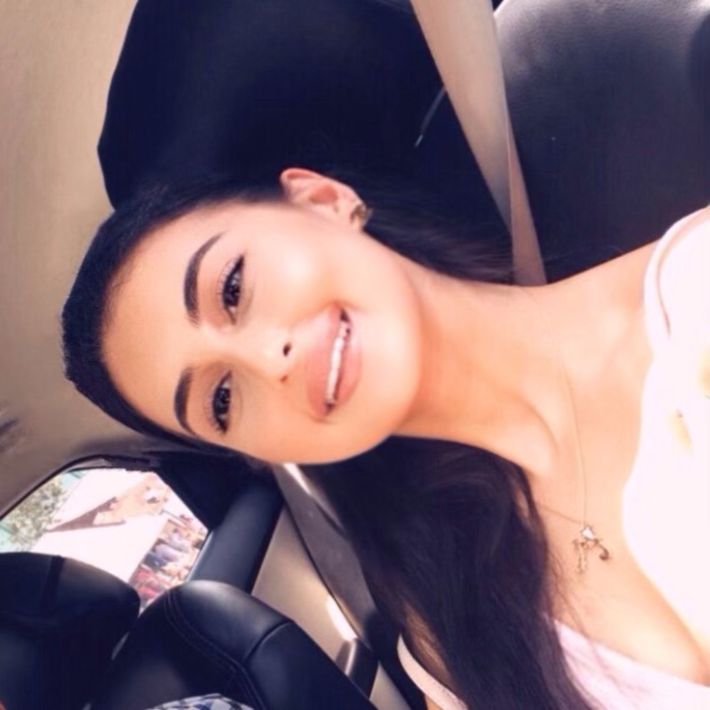 Meet your Posher, Joann